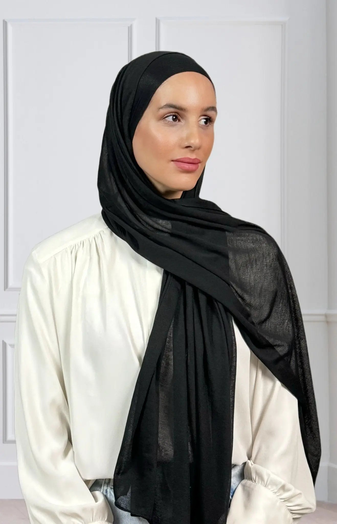 Black Turkish Cotton Hijab - Modest Essence