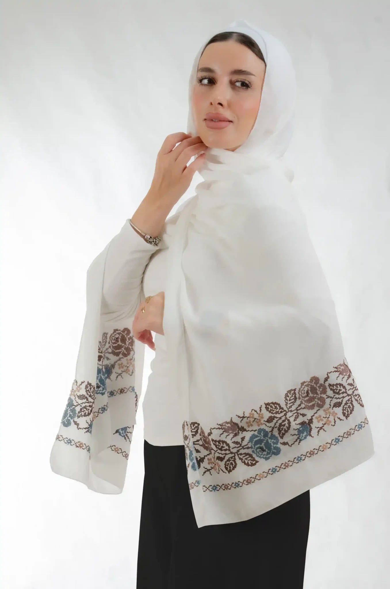 Tatreez Embroidered Hijab | Jouri Ivory
