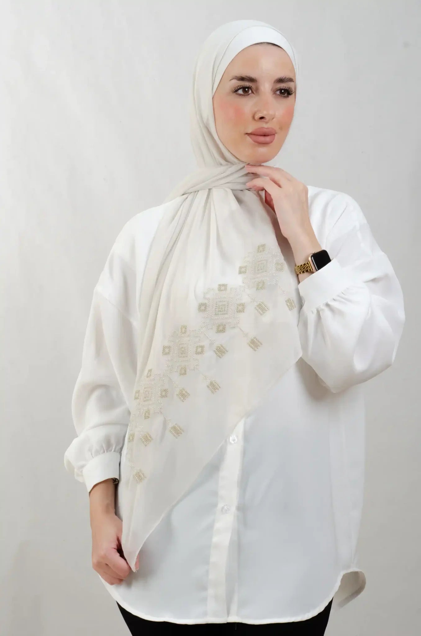 Tatreez Embroidered Hijab | Chandelier - Metal
