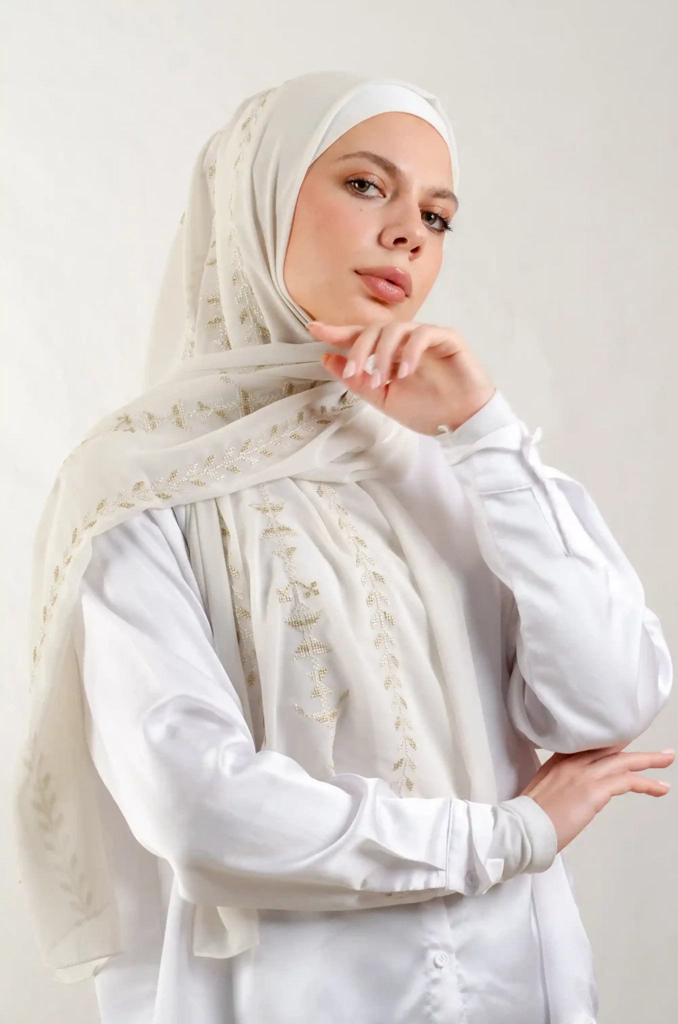 Tatreez Embroidered Hijab | Cypress Vine - Metal