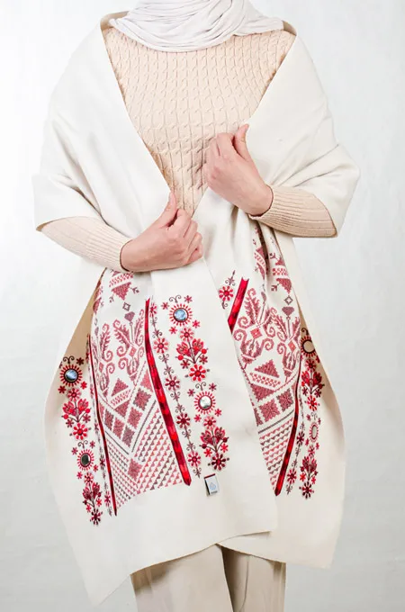 Tatreez Embroidered Shawl | Nabati Ivory - Red Mix