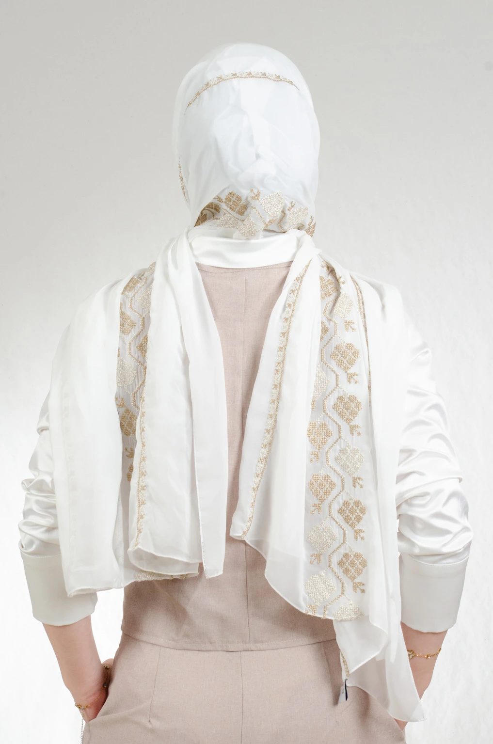 Tatreez Embroidered Hijab | The Dalia - Offwhite & Gold