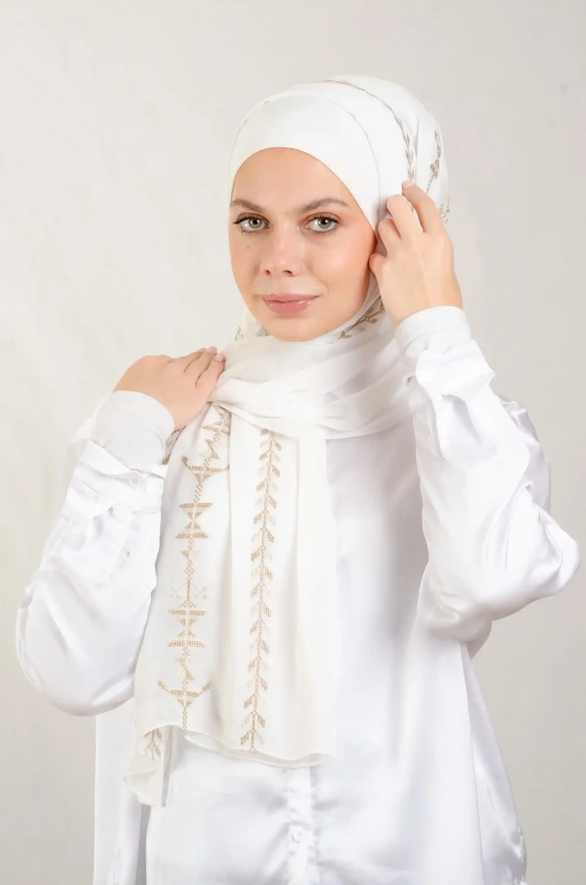 Tatreez Embroidered Hijab | Cypress Vine - Gold