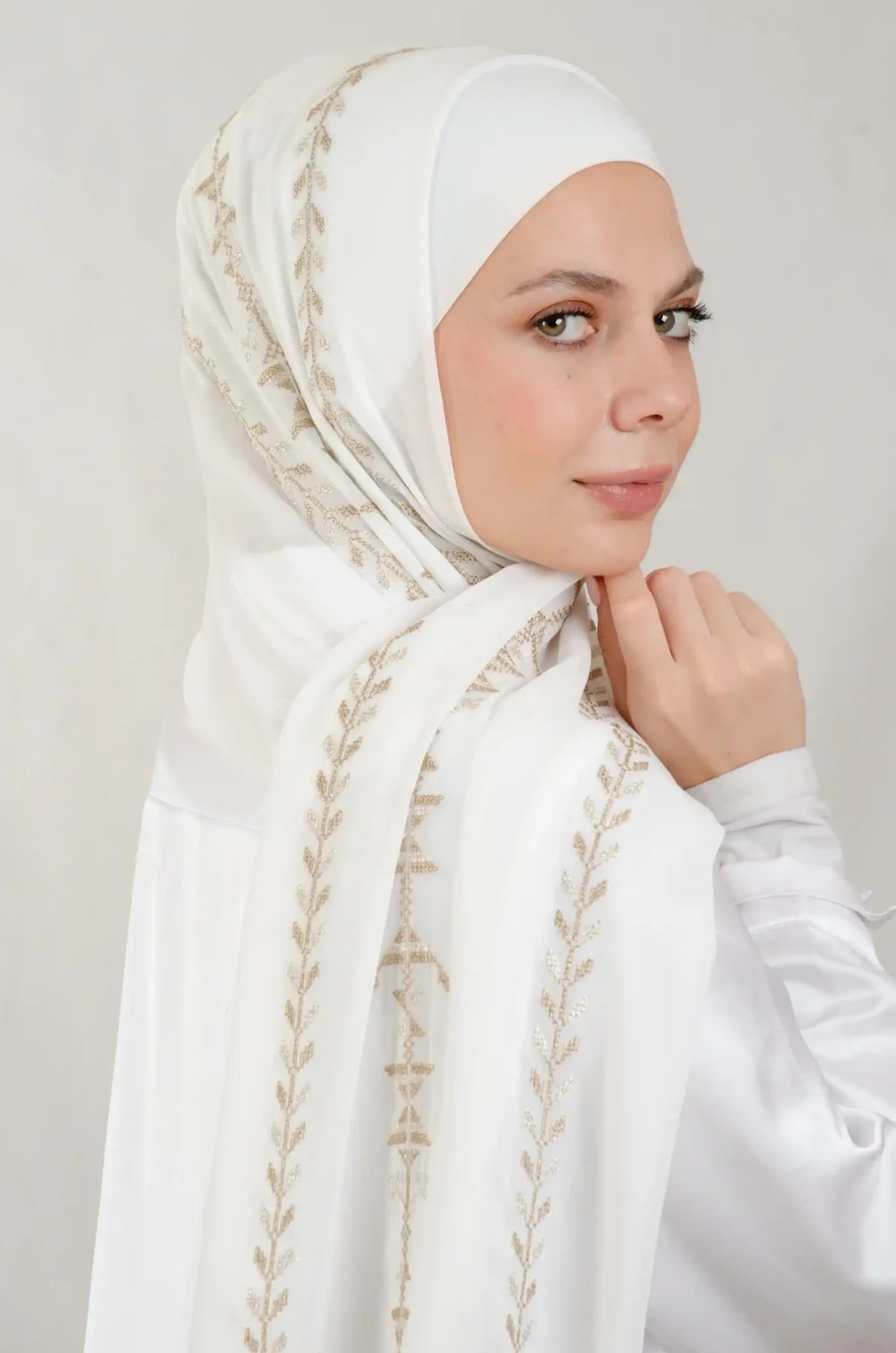 Tatreez Embroidered Hijab | Cypress Vine - Gold