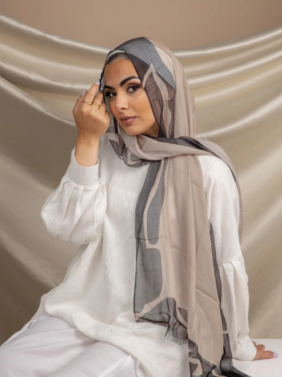 Marble Printed Linen Hijab - Oat Beige with Dark Gray