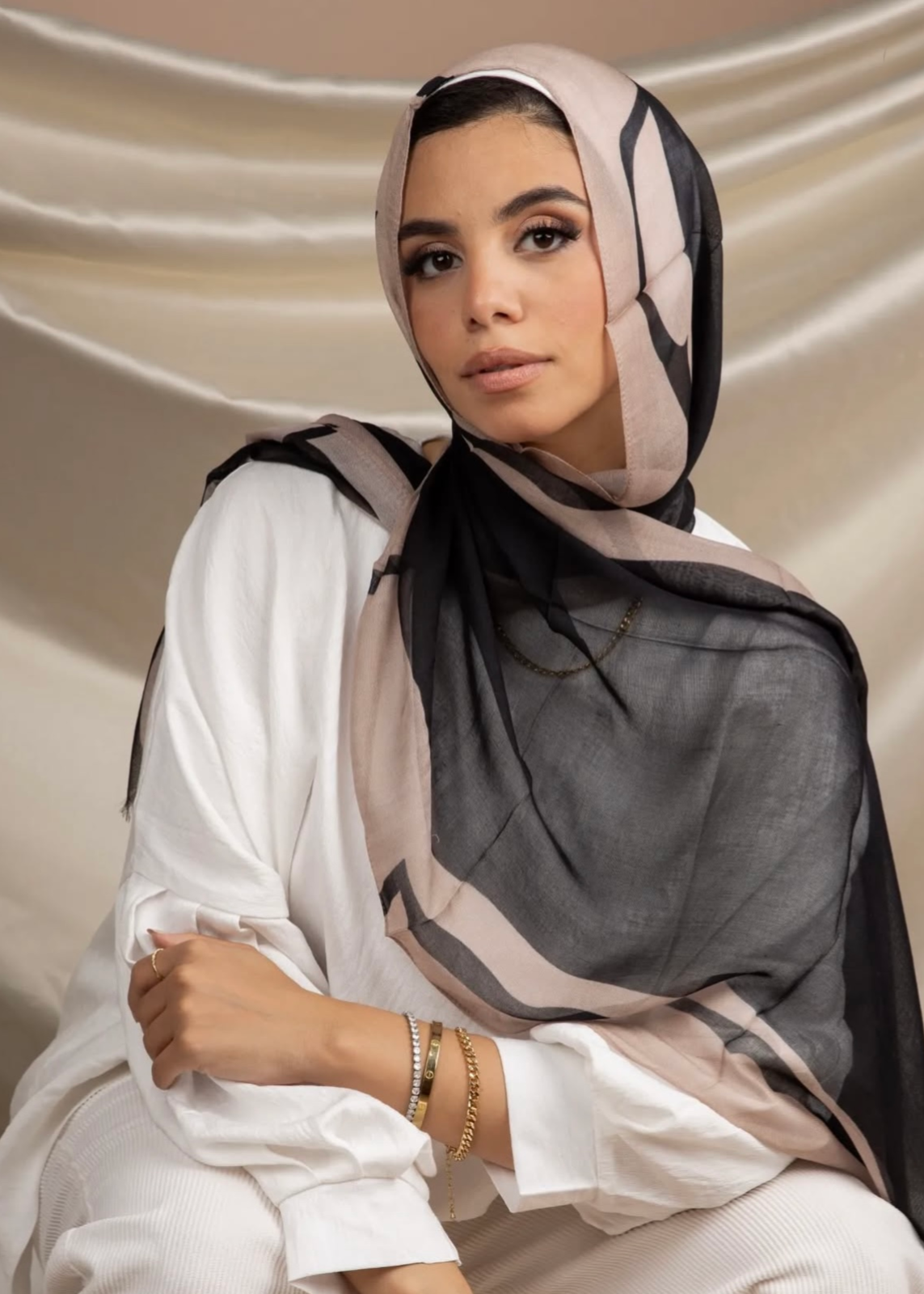Marble Printed Linen Hijab - Black with Oat Beige