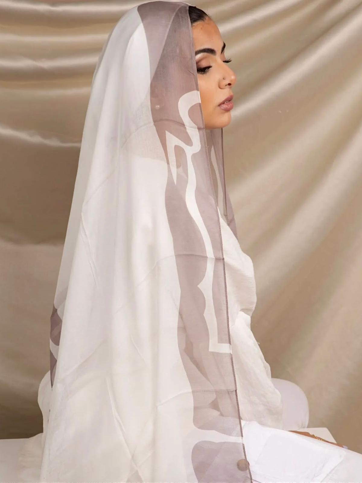 Marble Printed Linen Hijab - Offwhite with Taupe