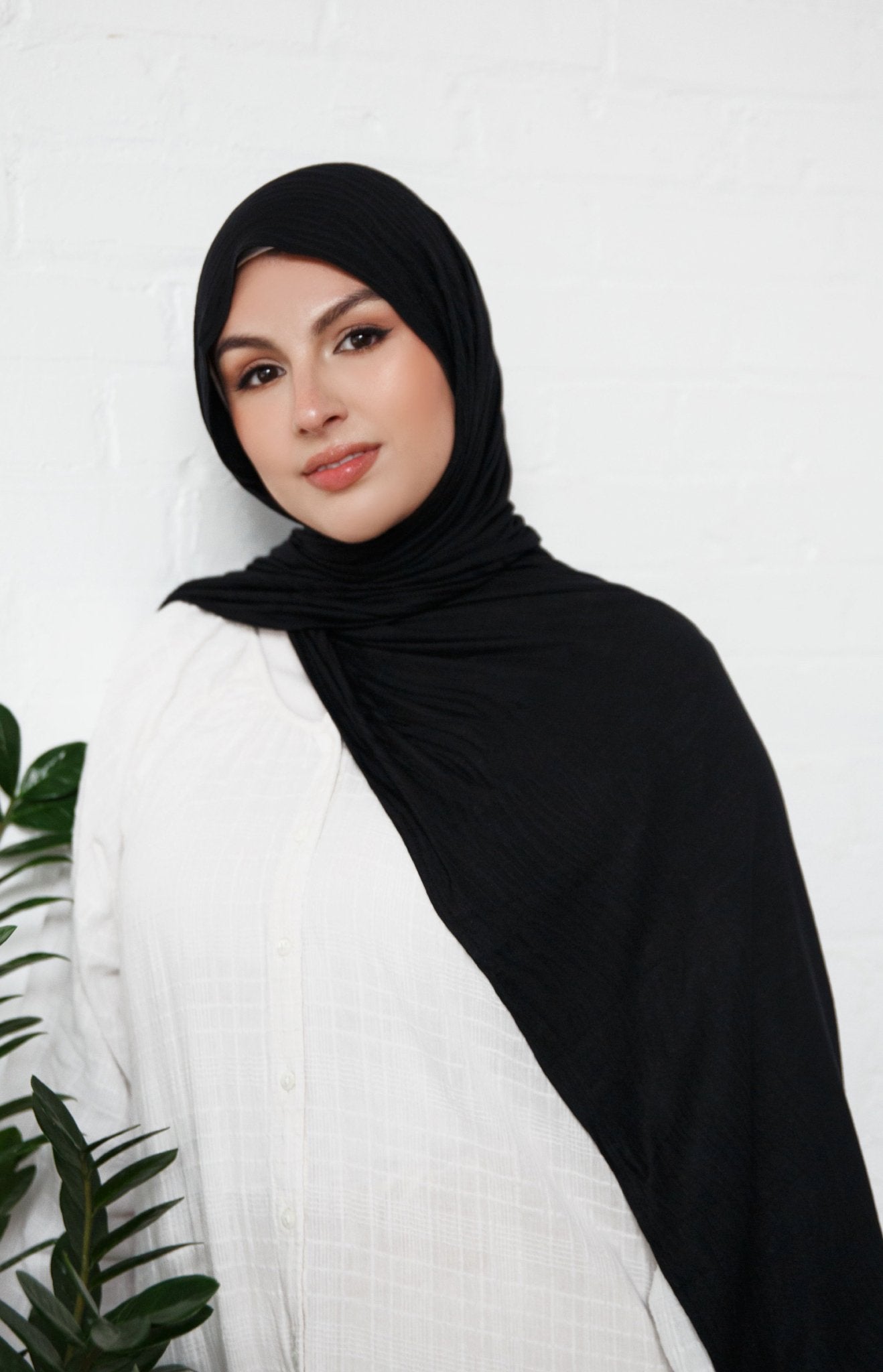 Black Patterned Jersey Hijab - Modest Essence