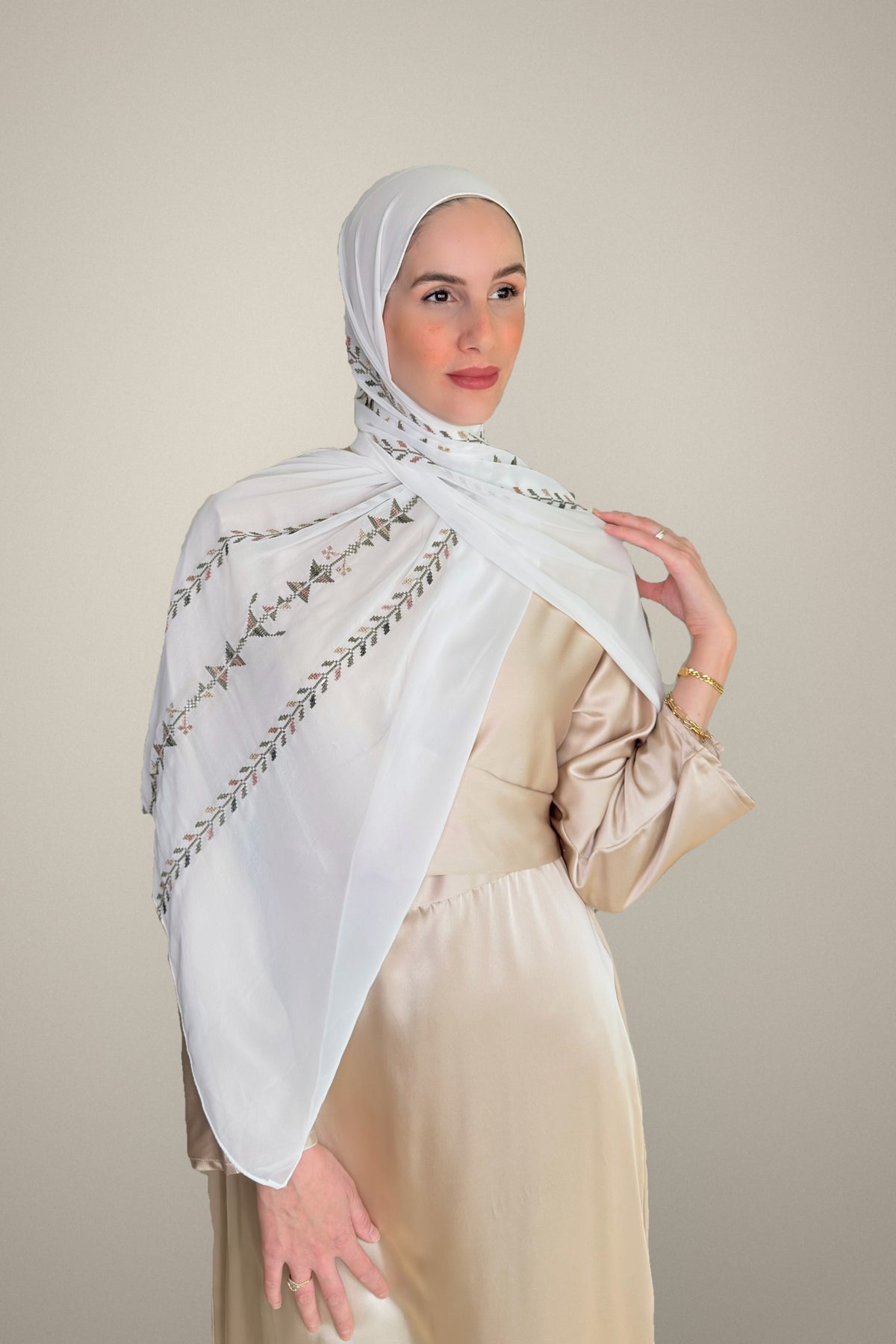 Tatreez Embroidered Hijab Cypress Vine - Olive