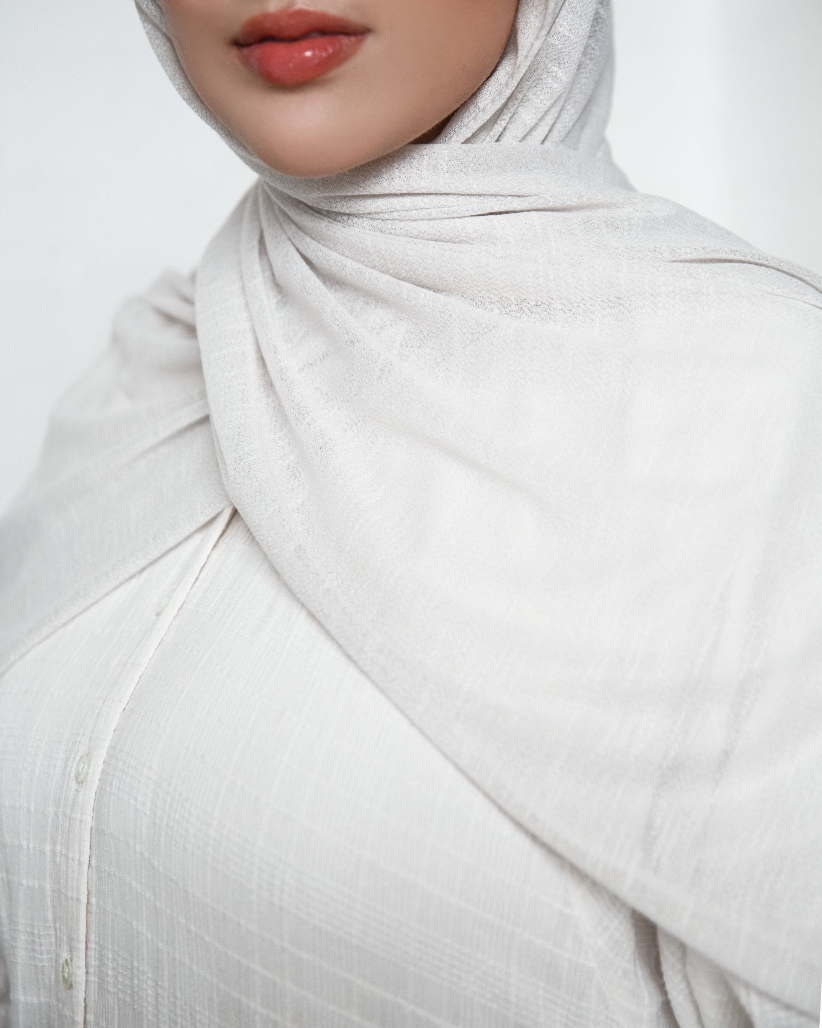 Greige Textured Cotton Hijab - Modest Essence