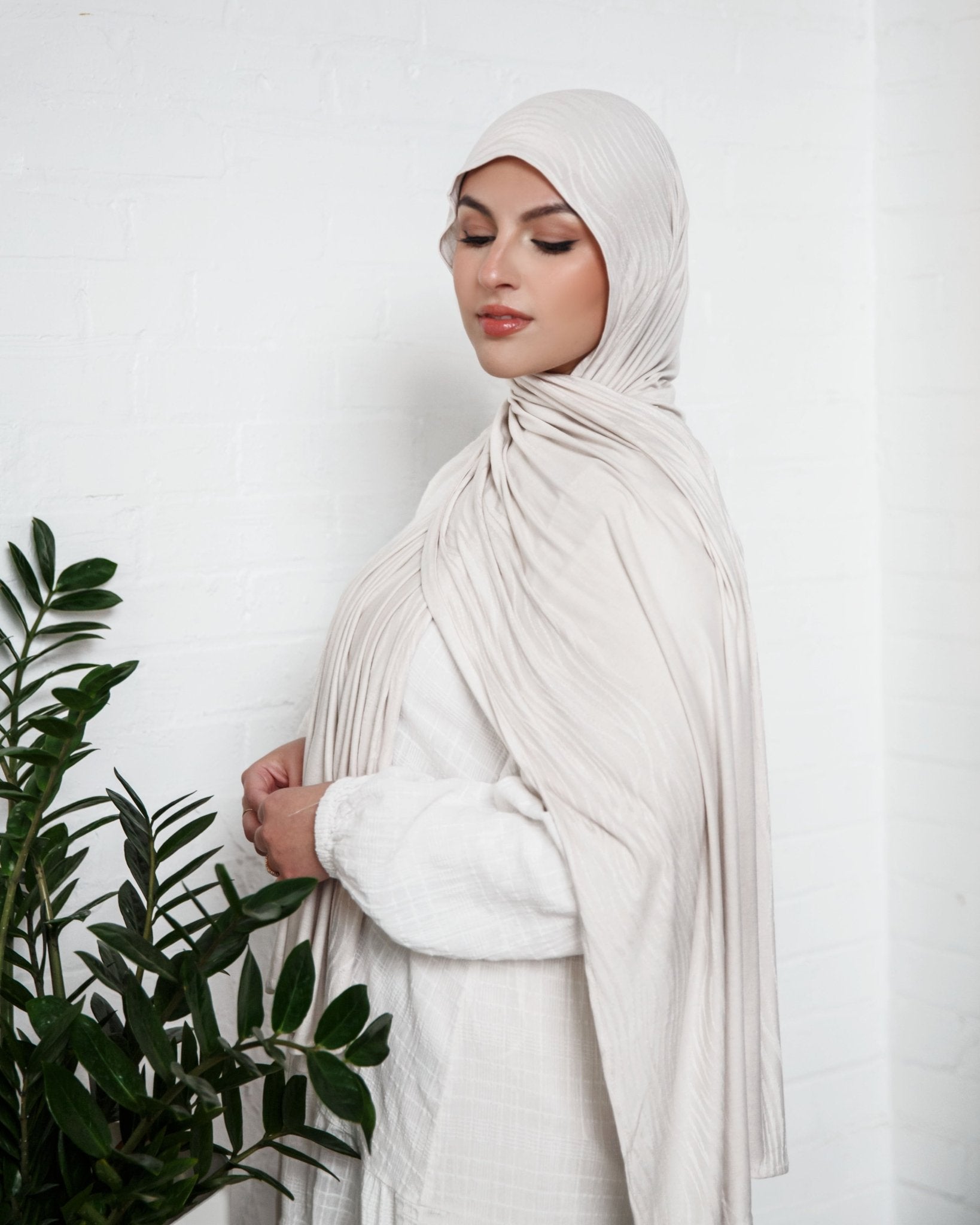 Ivory Patterned Jersey Hijab - Modest Essence
