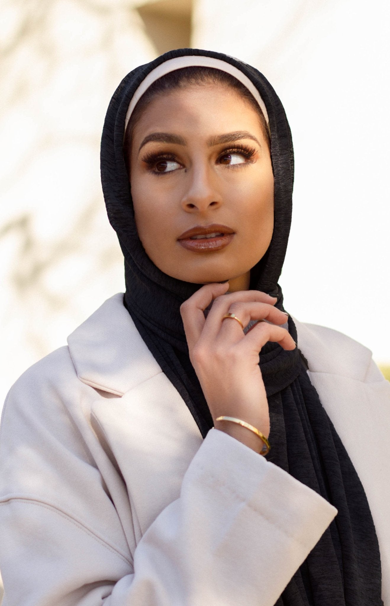 Black Royal Cashmere Hijab - Modesty Box