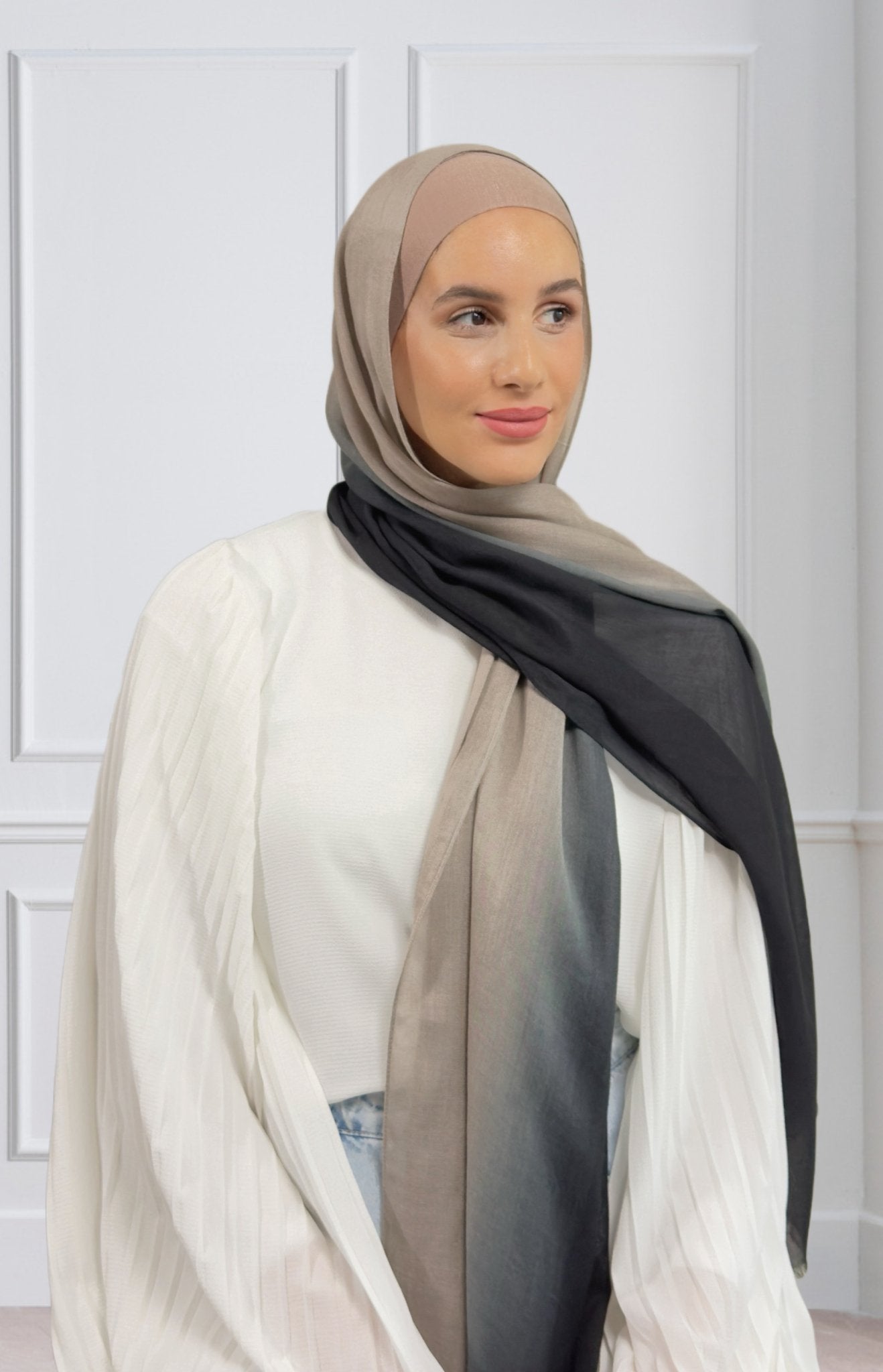 Khaki & Black Ombré Linen Hijab - Modest essence