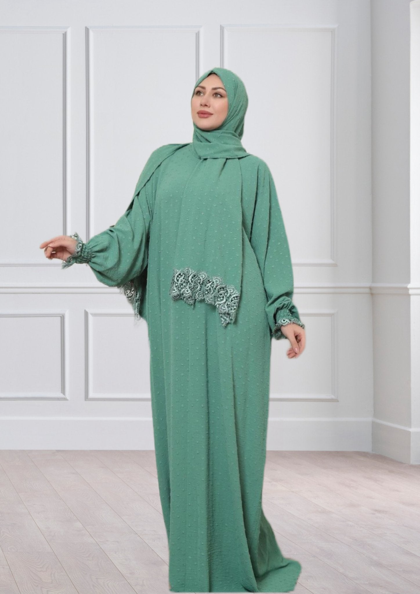 Luxury Dotted Prayer Set - Abaya - Modest Essence