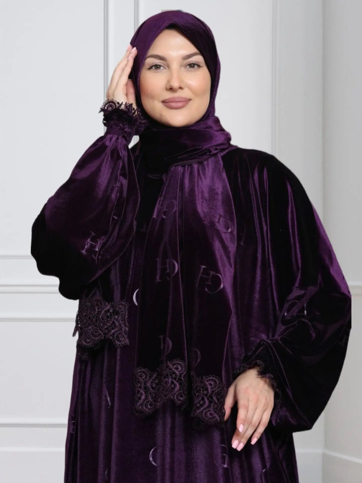 Luxury Velvet GH Prayer Set - Abaya - Modest Essence