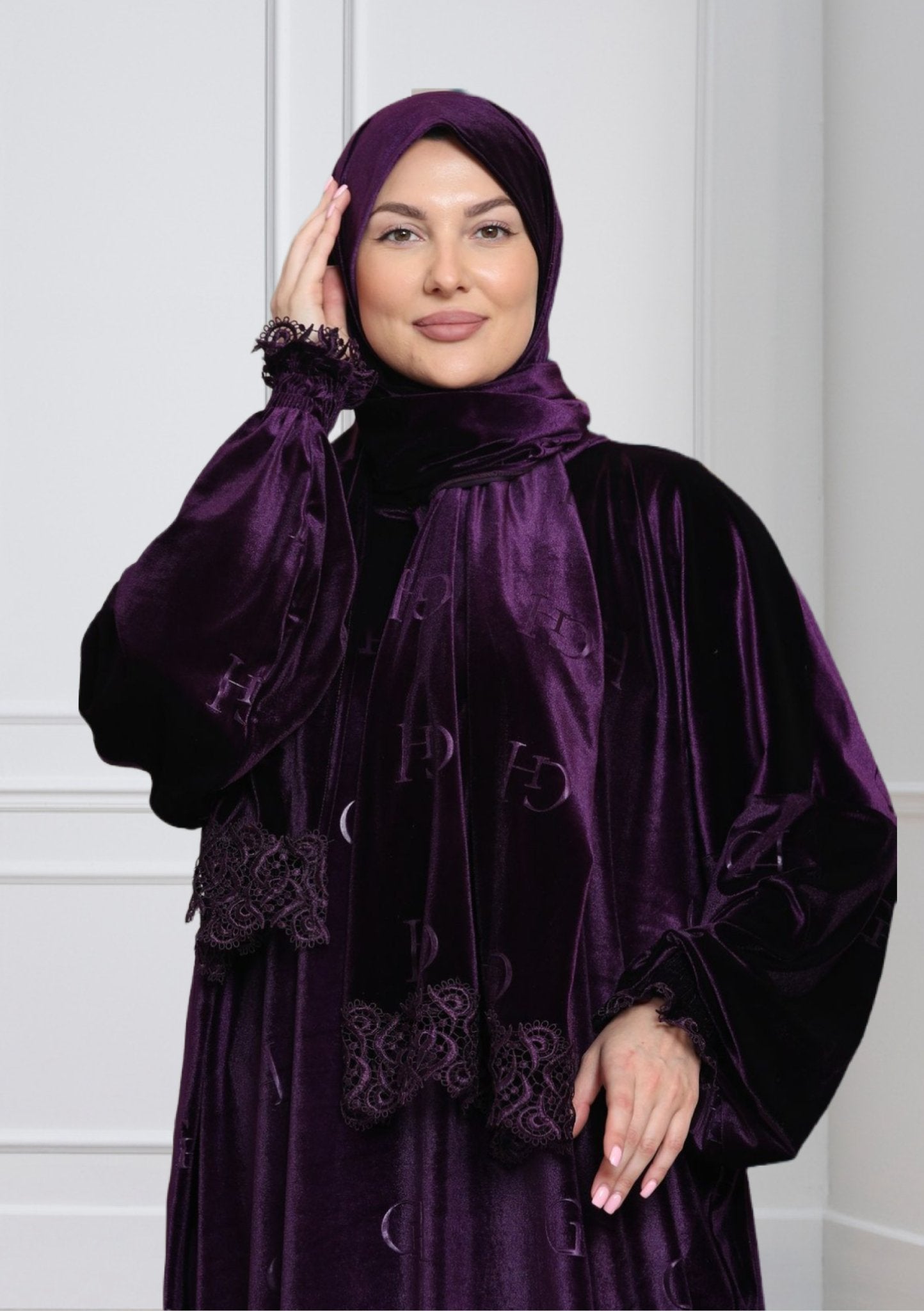 Luxury Velvet GH Prayer Set - Abaya - Modest Essence