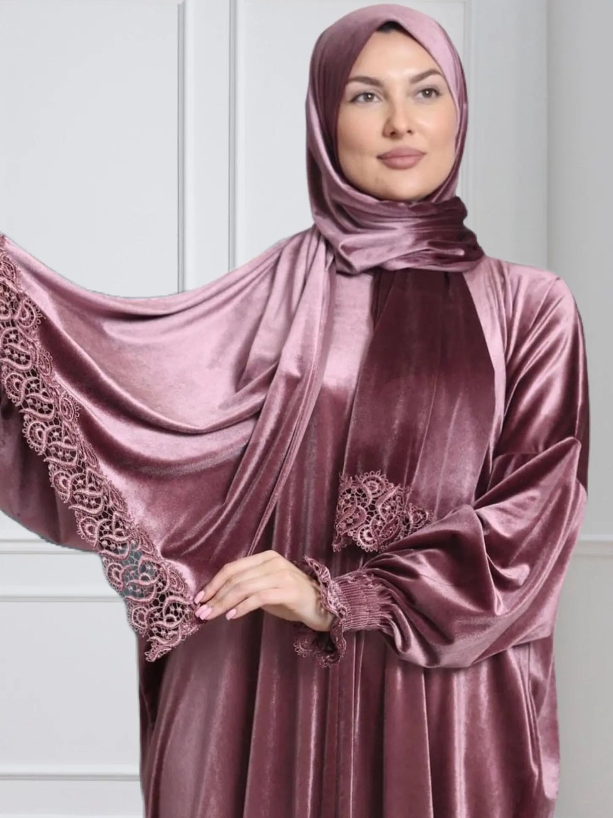 Luxury Velvet Prayer Set - Abaya - Modest Essence