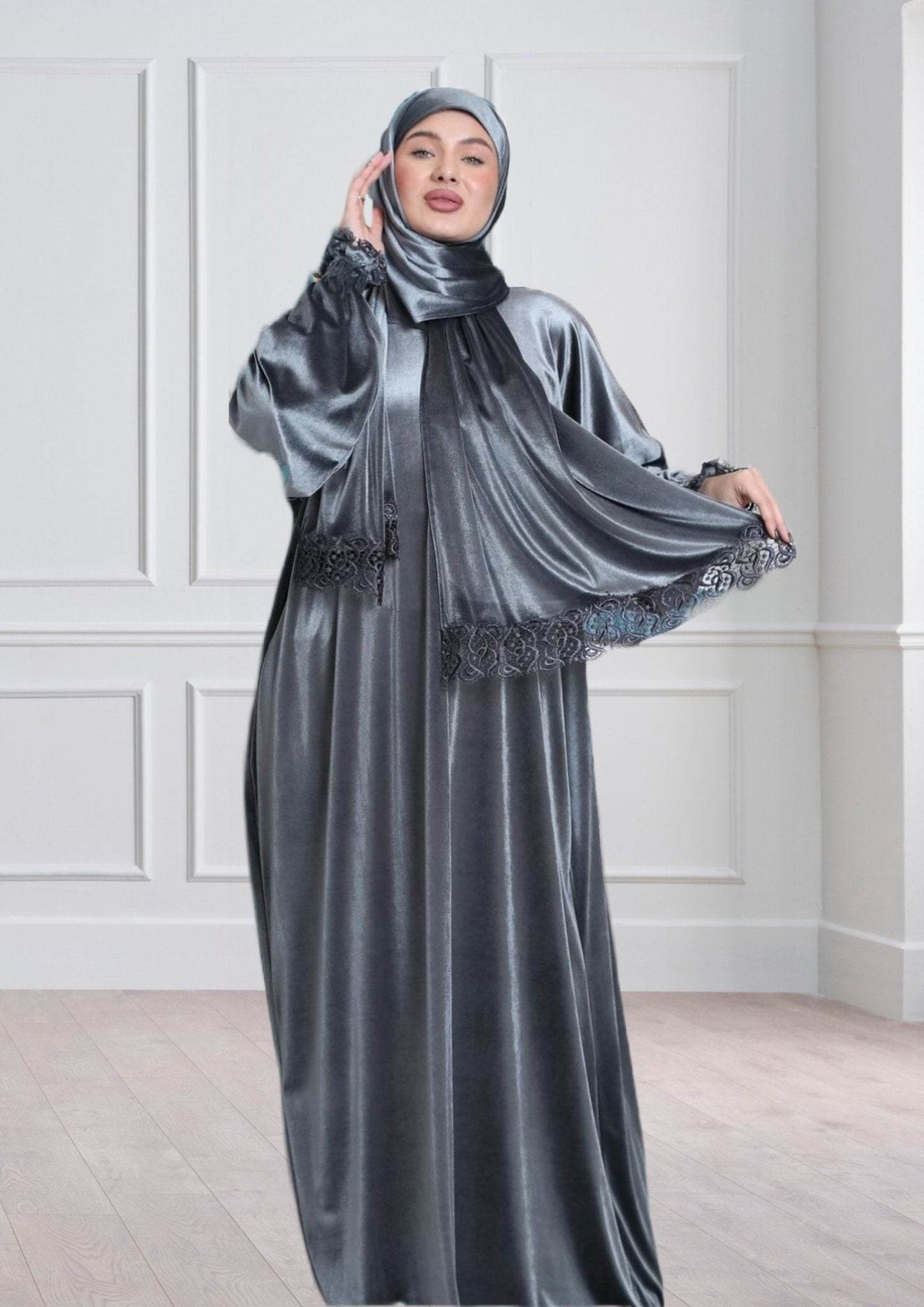Luxury Velvet Prayer Set - Abaya - Modest Essence
