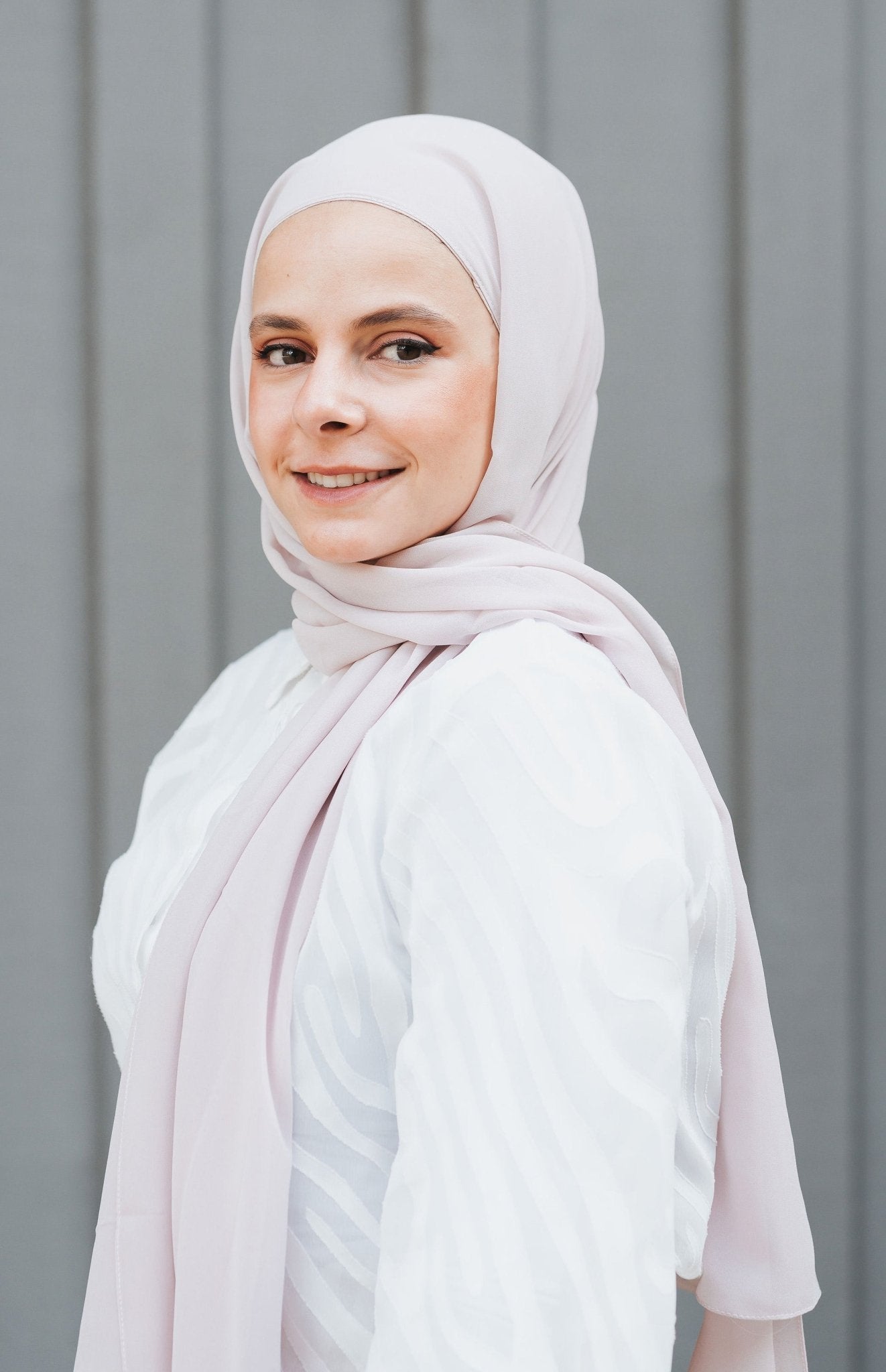 Pearl Lavender Instant Chiffon Hijab - Modesty Box